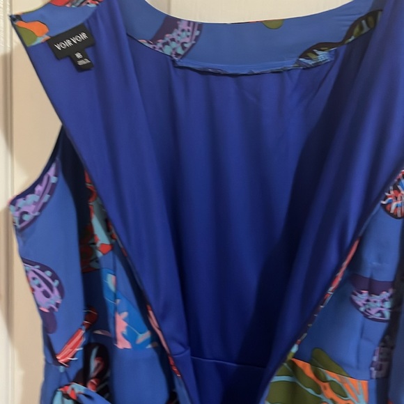 Dress - Picture 5 of 10